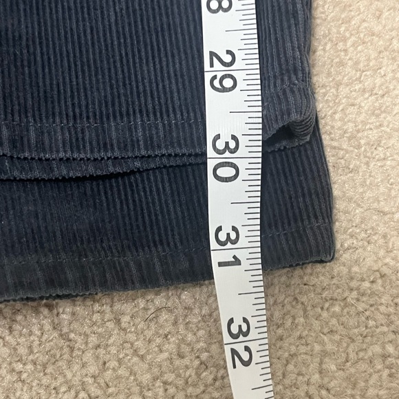 EUC Gap Corduroy Pants Size 6R Flare - Picture 5 of 15